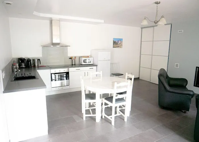 En So De Bourdet Вилла *